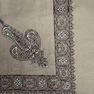 Luxury Cocoa Beige Embroidered Yemeni Shemagh