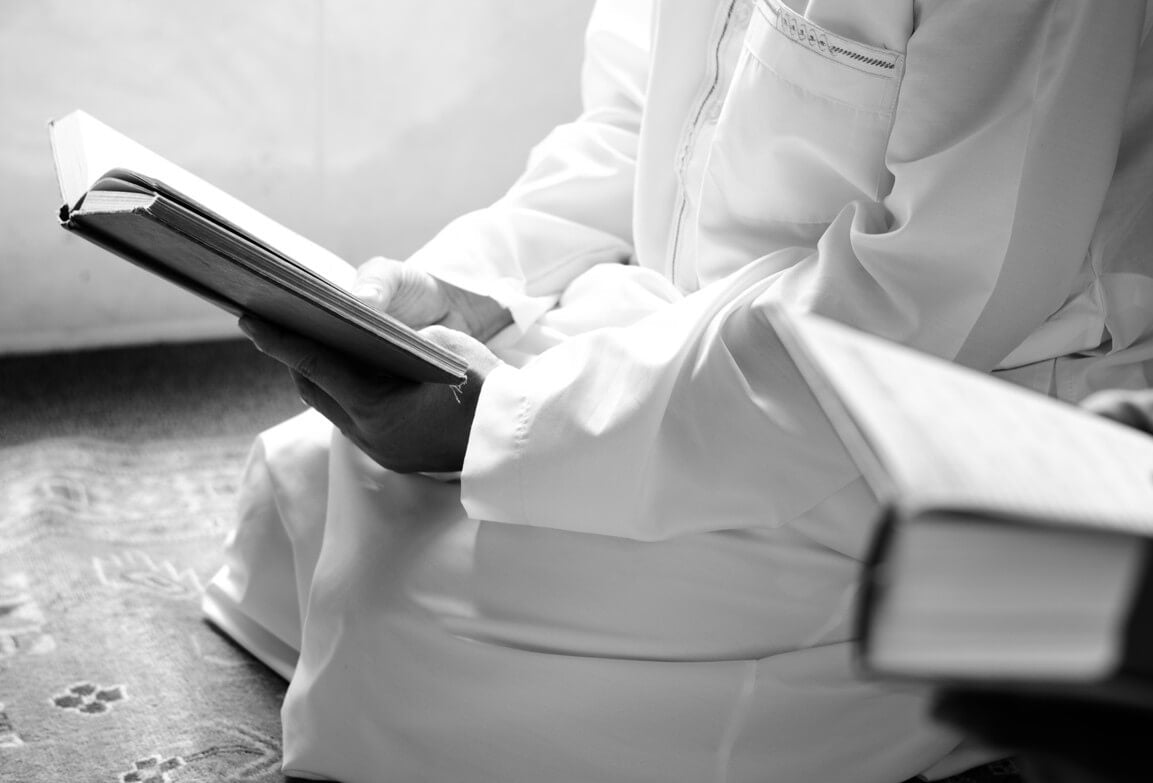What is a Jubbah in Islam? – Al-Haq Thobes