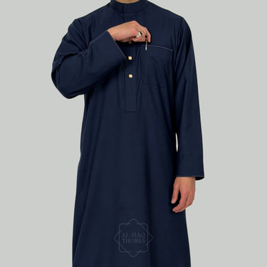 ثوب أزرق توقيع الحق