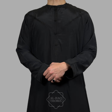 ثوب زبدى إماراتي خفيف الوزن باللون الأسود الفاخر